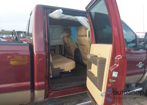 2013 Ford F-250 Lariat z USA, uszkodzony, nr VIN 1FT7W2BT1DEA17981